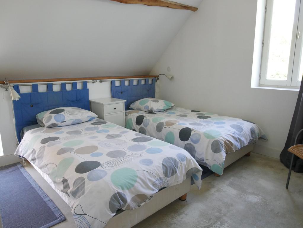 Gites De La Grande Ferme Avernes Esterno foto